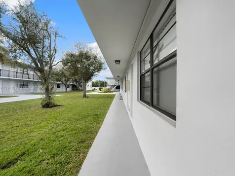 4444 SW 67th Avenue Miami FL 33155