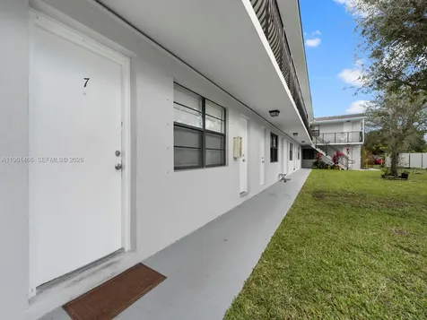 4444 SW 67th Avenue Miami FL 33155