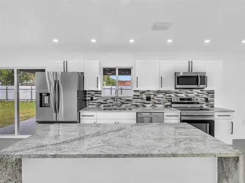 1140 NE 139th Street North Miami FL 33161