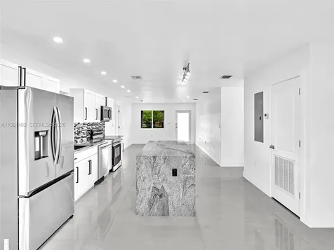 1140 NE 139th Street North Miami FL 33161