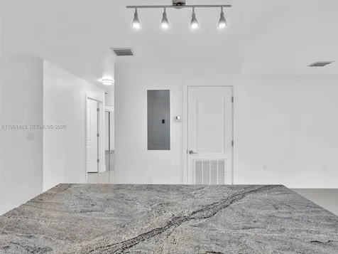 1140 NE 139th Street North Miami FL 33161