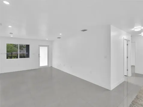 1140 NE 139th Street North Miami FL 33161