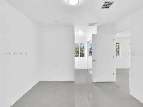 1140 NE 139th Street North Miami FL 33161