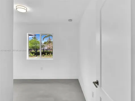 1140 NE 139th Street North Miami FL 33161