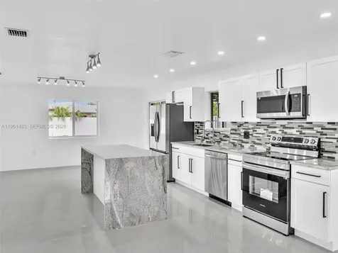 1140 NE 139th Street North Miami FL 33161