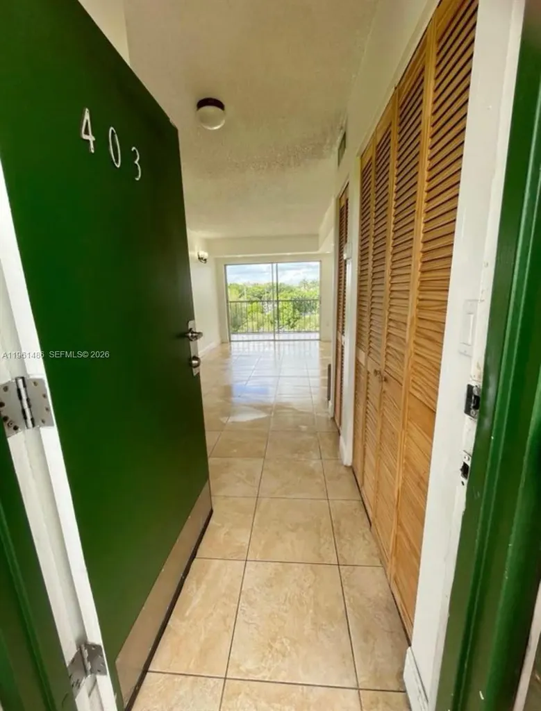 9405 W Flagler Street Miami FL 33174