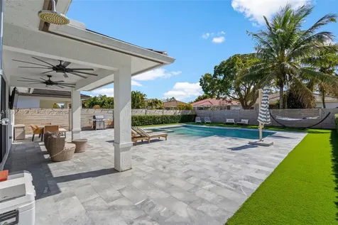 2872 SE 3rd Street Homestead FL 33033
