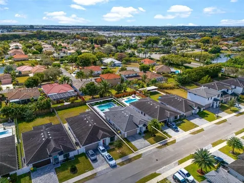 2872 SE 3rd Street Homestead FL 33033