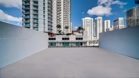 90 SW 3rd Street Miami FL 33130