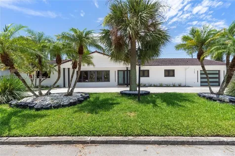1144 Adams Street Hollywood FL 33019