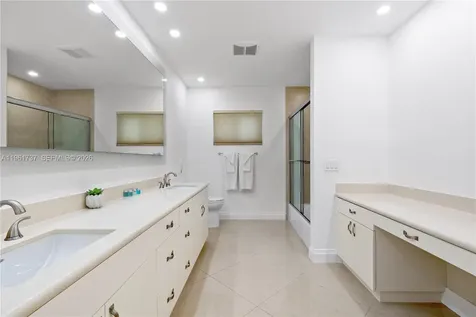 1144 Adams Street Hollywood FL 33019