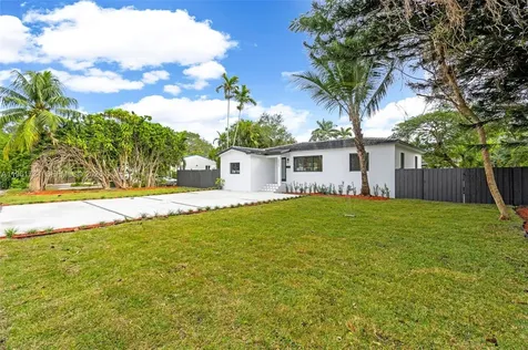 5933 SW 61st Avenue South Miami FL 33143
