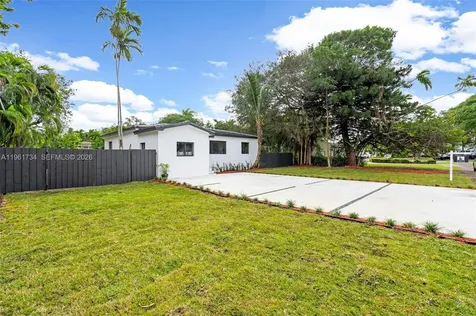 5933 SW 61st Avenue South Miami FL 33143