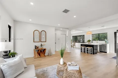 5933 SW 61st Avenue South Miami FL 33143