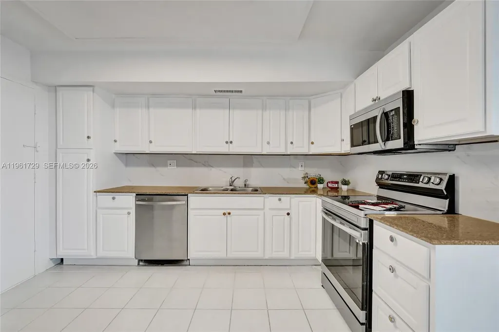 1600 S Ocean Drive Hollywood FL 33019