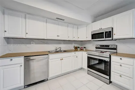 1600 S Ocean Drive Hollywood FL 33019