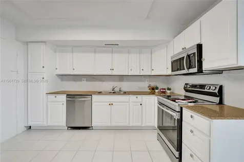 1600 S Ocean Drive Hollywood FL 33019