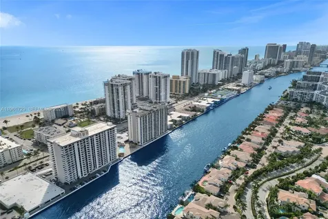 1600 S Ocean Drive Hollywood FL 33019