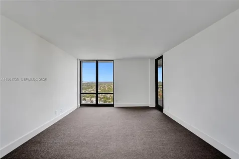 1600 S Ocean Drive Hollywood FL 33019
