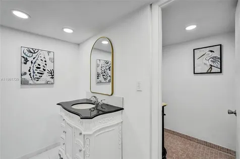 1600 S Ocean Drive Hollywood FL 33019