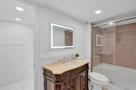 1600 S Ocean Drive Hollywood FL 33019