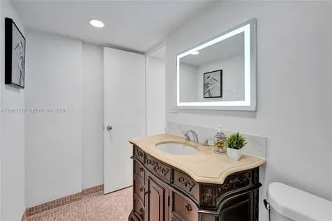 1600 S Ocean Drive Hollywood FL 33019