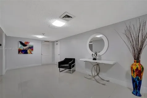 1600 S Ocean Drive Hollywood FL 33019
