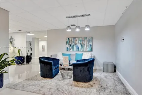 1600 S Ocean Drive Hollywood FL 33019