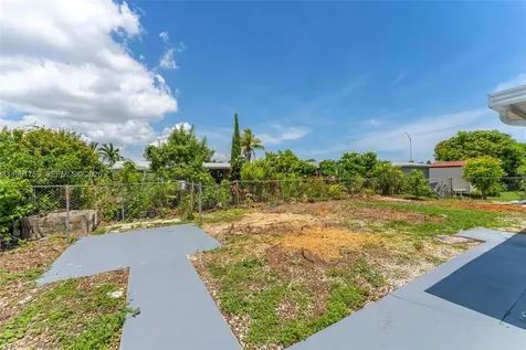 11711 SW 181st Terrace Miami FL 33177