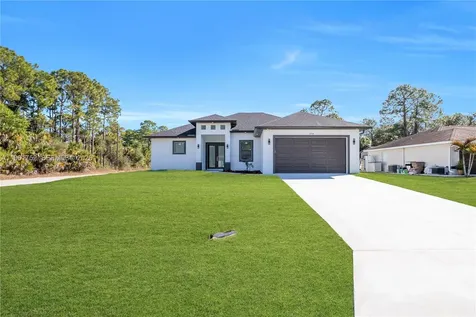 4703 Sara Avenue N Lehigh Acres FL 33971