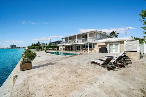 1990 NE 119th Road North Miami FL 33181
