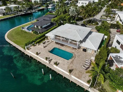 1990 NE 119th Road North Miami FL 33181