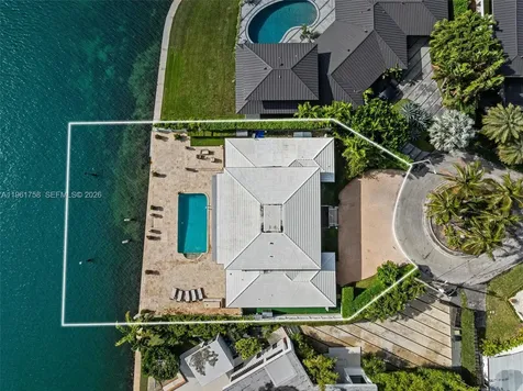 1990 NE 119th Road North Miami FL 33181