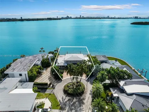 1990 NE 119th Road North Miami FL 33181