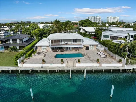 1990 NE 119th Road North Miami FL 33181
