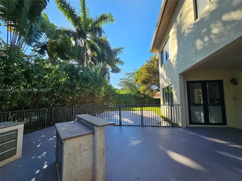 7996 SW 195th Street Cutler Bay FL 33157