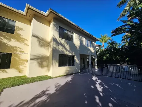 7996 SW 195th Street Cutler Bay FL 33157