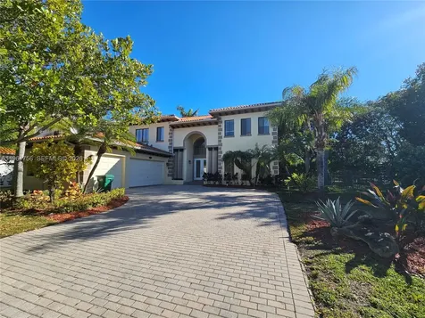 7996 SW 195th Street Cutler Bay FL 33157