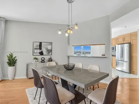 9751 E Bay Harbor Drive Bay Harbor Islands FL 33154