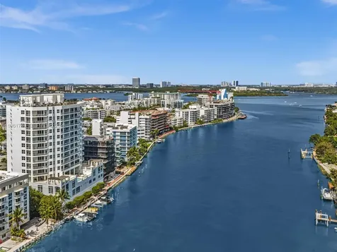 9751 E Bay Harbor Drive Bay Harbor Islands FL 33154