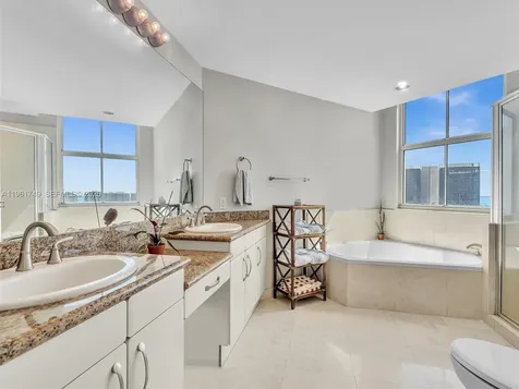 9751 E Bay Harbor Drive Bay Harbor Islands FL 33154