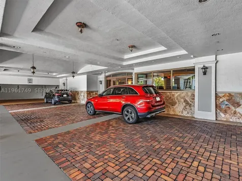 9751 E Bay Harbor Drive Bay Harbor Islands FL 33154