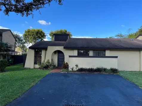 12713 SW 70th Lane Miami FL 33183