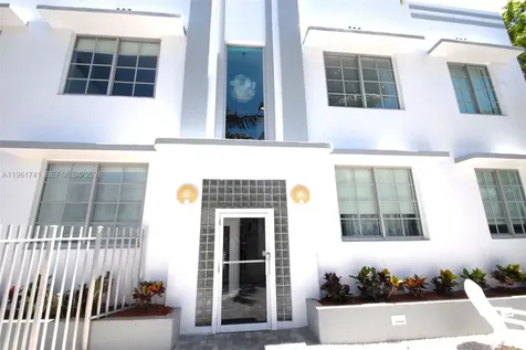 526 15th Street Miami Beach FL 33139
