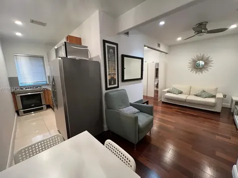 526 15th Street Miami Beach FL 33139
