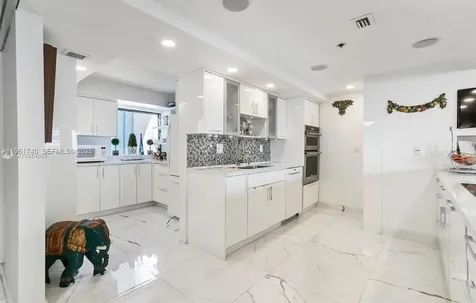 1717 N Bayshore Drive Miami FL 33132