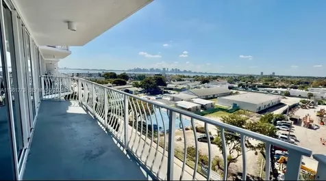 7601 E Treasure Drive North Bay Village FL 33141