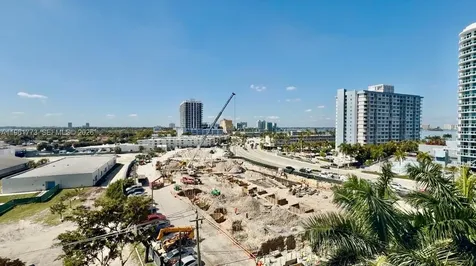 7601 E Treasure Drive North Bay Village FL 33141