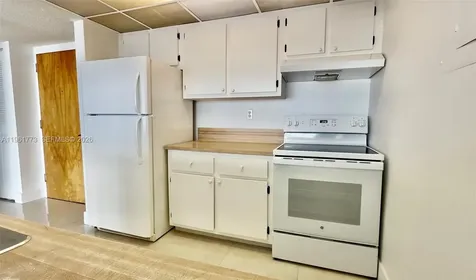 7601 E Treasure Drive North Bay Village FL 33141