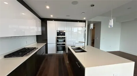 3250 NE 188th Street Aventura FL 33180